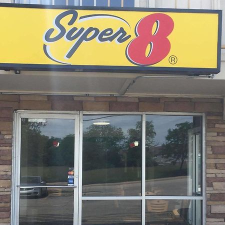 Super 8 By Wyndham Florence Εξωτερικό φωτογραφία