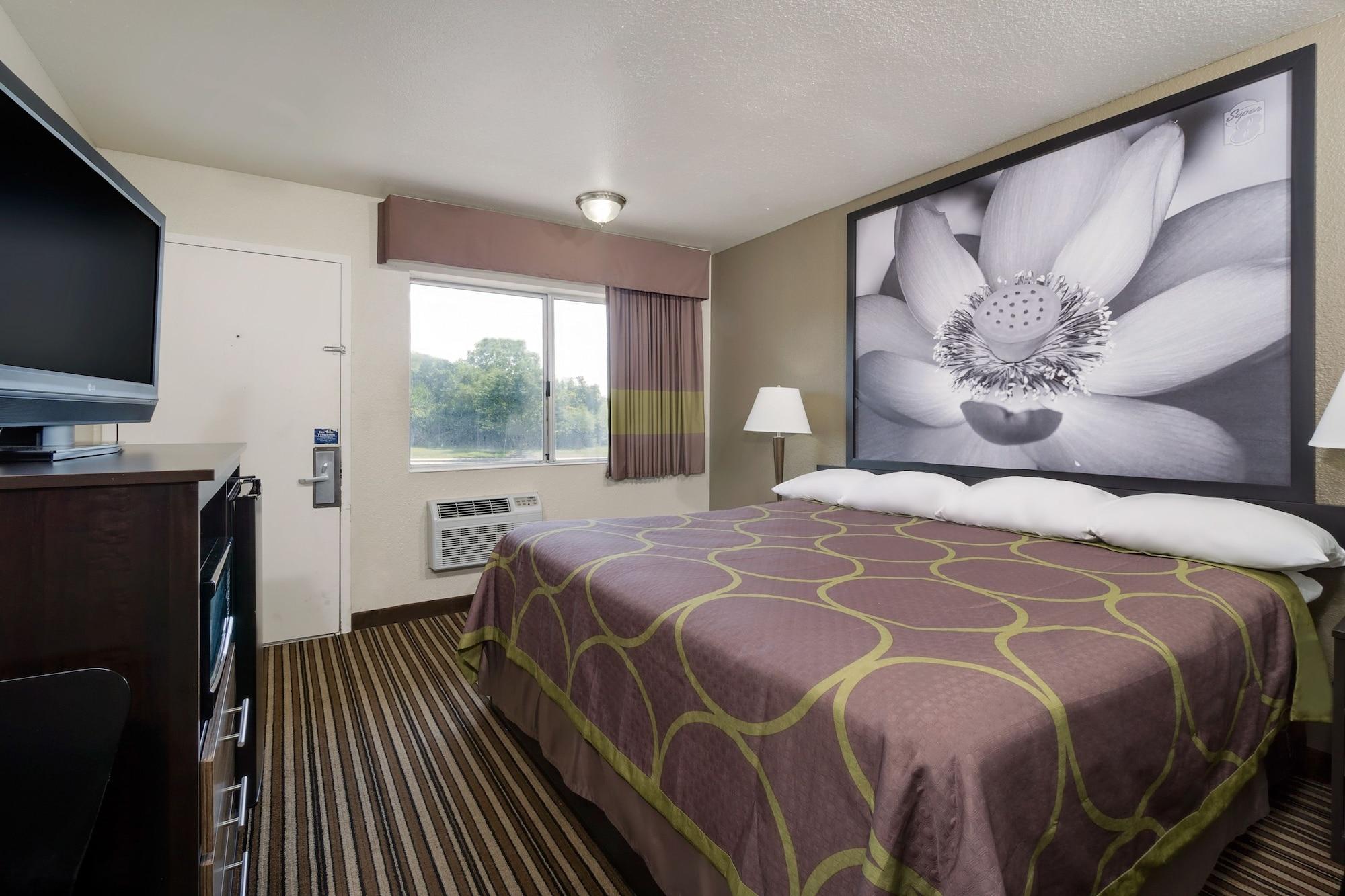 Super 8 By Wyndham Florence Εξωτερικό φωτογραφία